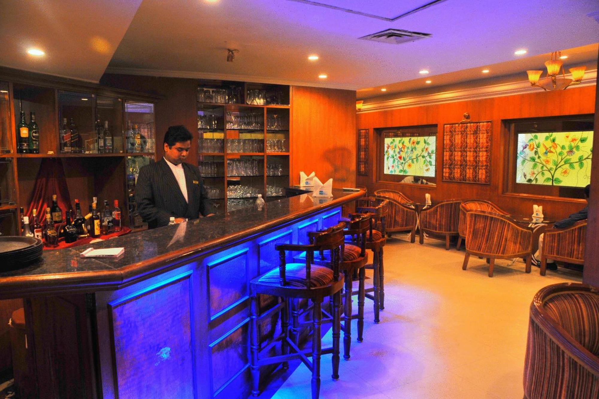 Nalapad'S Hotel Bangalore International Restaurant photo