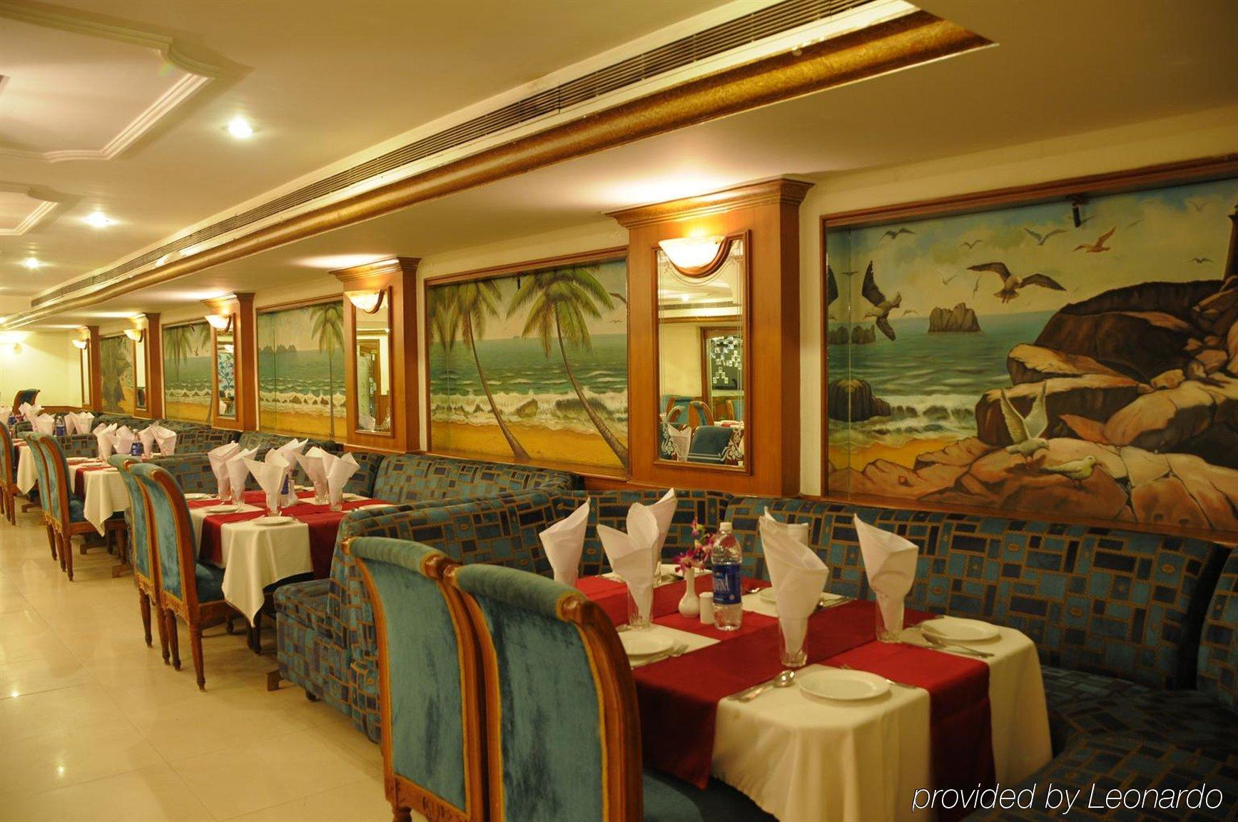 Nalapad'S Hotel Bangalore International Restaurant photo